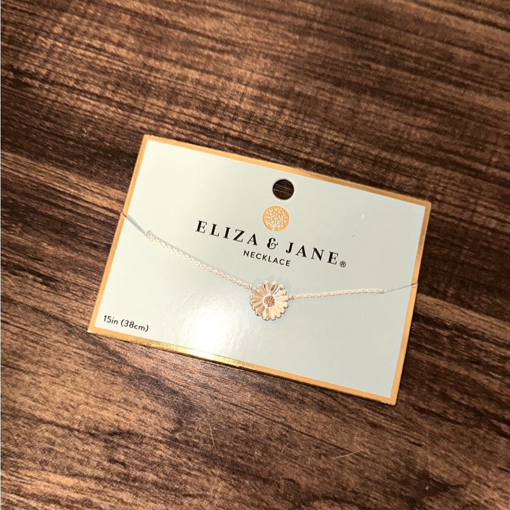 Daisy Dainty Necklace